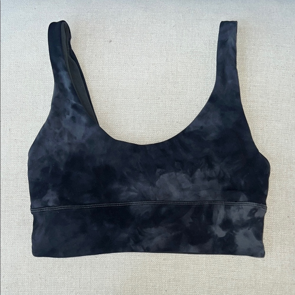 Lululemon Athletica Black Sports Bra with Seamless Comfort